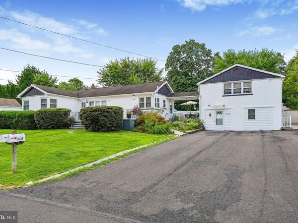 4640 MAGNOLIA AVENUE, FEASTERVILLE TREVOSE, PA 19053
