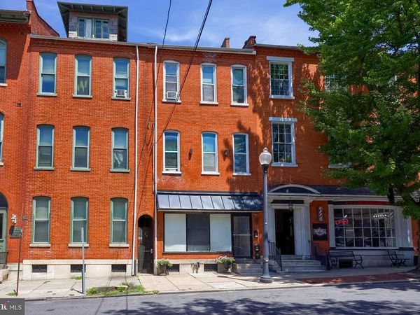 205 E KING STREET , LANCASTER, PA 17602