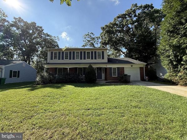 220 SUMMIT HALL ROAD , GAITHERSBURG, MD 20877