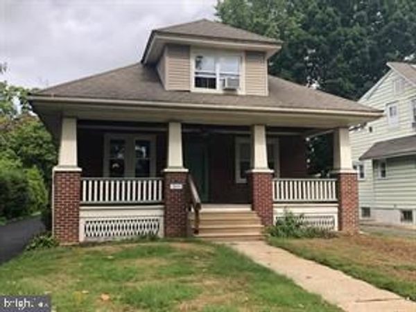 269 W KINGS HIGHWAY, AUDUBON, NJ 08106