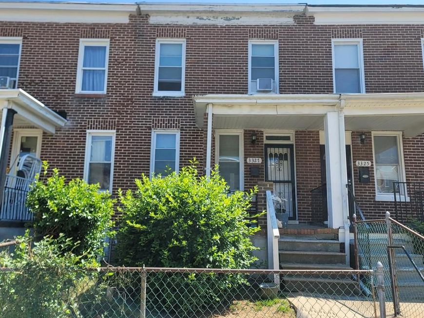 3327 Ravenwood Avenue, Baltimore, MD 21213 Main Photo