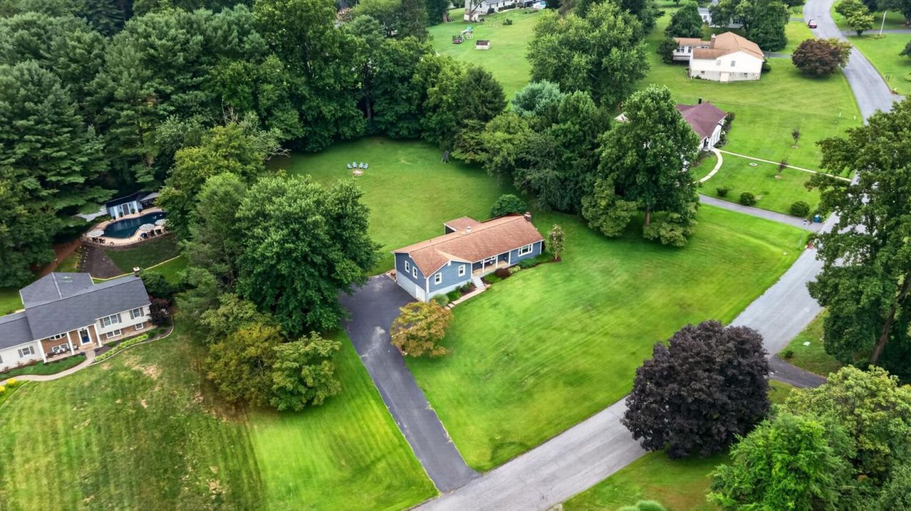 2219 LARCHMONT DRIVE , FALLSTON, MD 21047