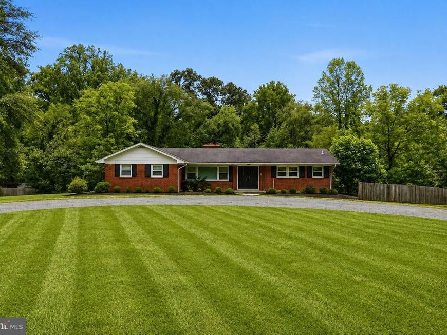16301 Abbey Drive , Bowie, MD 20715 Main Photo