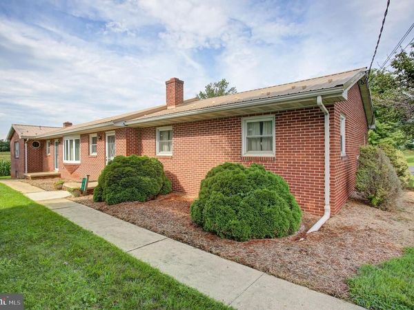 519 OAKVILLE ROAD, SHIPPENSBURG, PA 17257