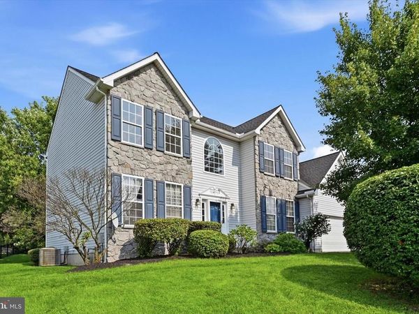 37 MYSTERY ROSE LANE, WEST GROVE, PA 19390