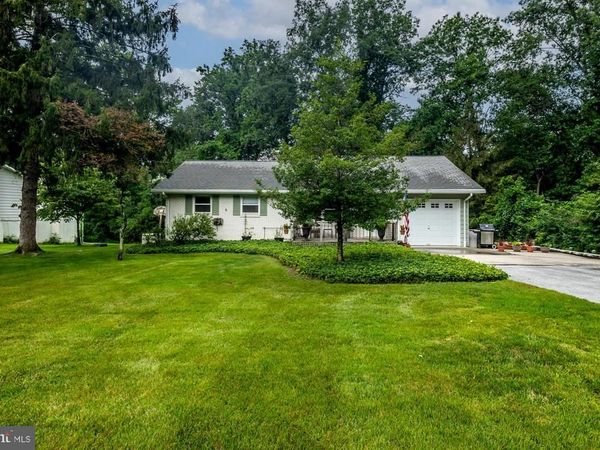 102 GARNET LANE, COATESVILLE, PA 19320