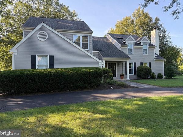 32 HERON HILL DRIVE, DOWNINGTOWN, PA 19335