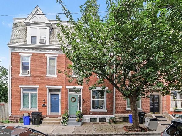 1807 PENN STREET, HARRISBURG, PA 17102