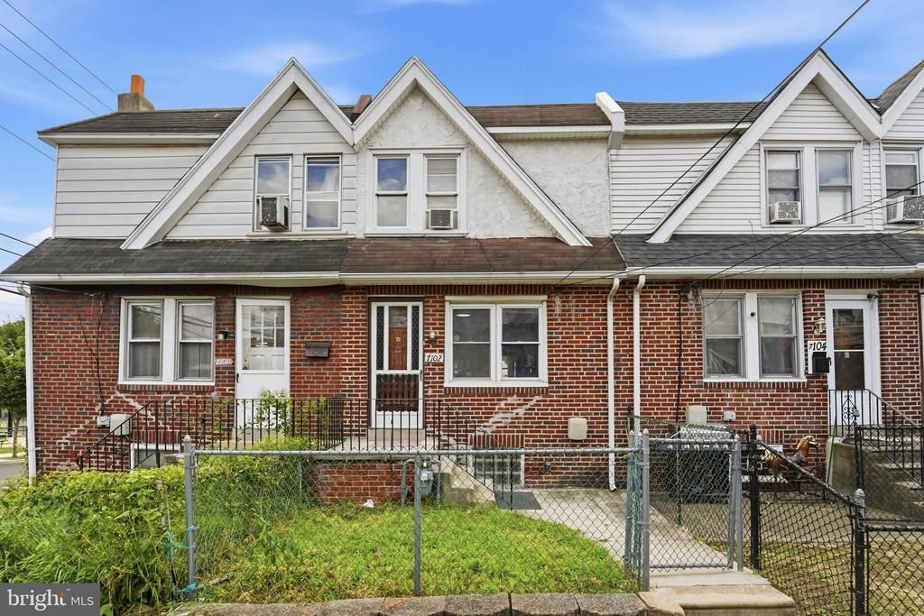 7102 STOCKLEY ROAD, UPPER DARBY, PA 19082