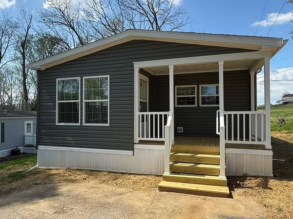 11 DOGWOOD DRIVE , CONESTOGA, PA 17516