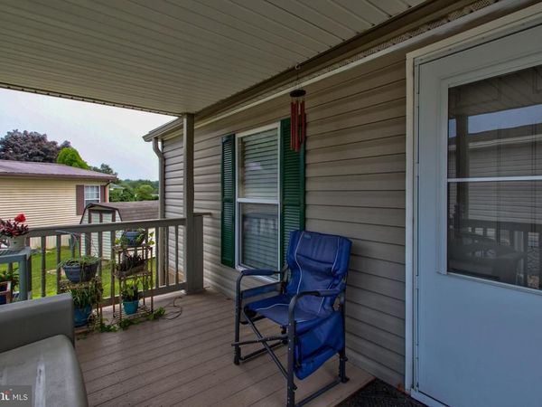 106 FALCON COURT, LANCASTER, PA 17603