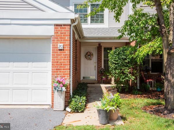20 TOLL GATE STATION, LANCASTER, PA 17601