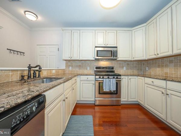 300 W ELM STREET , Unit 2204, CONSHOHOCKEN, PA 19428