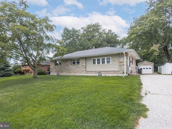 193 HOOVER AVENUE, EAGLEVILLE, PA 19403
