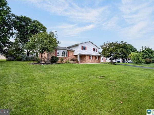 1160 BRENTWOOD AVENUE, BETHLEHEM, PA 18017