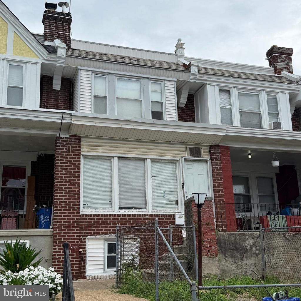 6885 Forrest Avenue, Philadelphia, PA 19138 Main Photo
