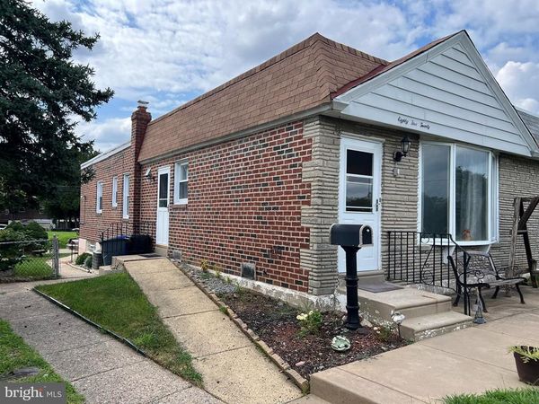 8520 CASTOR AVENUE, PHILADELPHIA, PA 19152