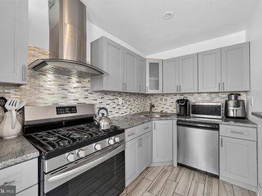 8318 THOURON AVENUE, PHILADELPHIA, PA 19150