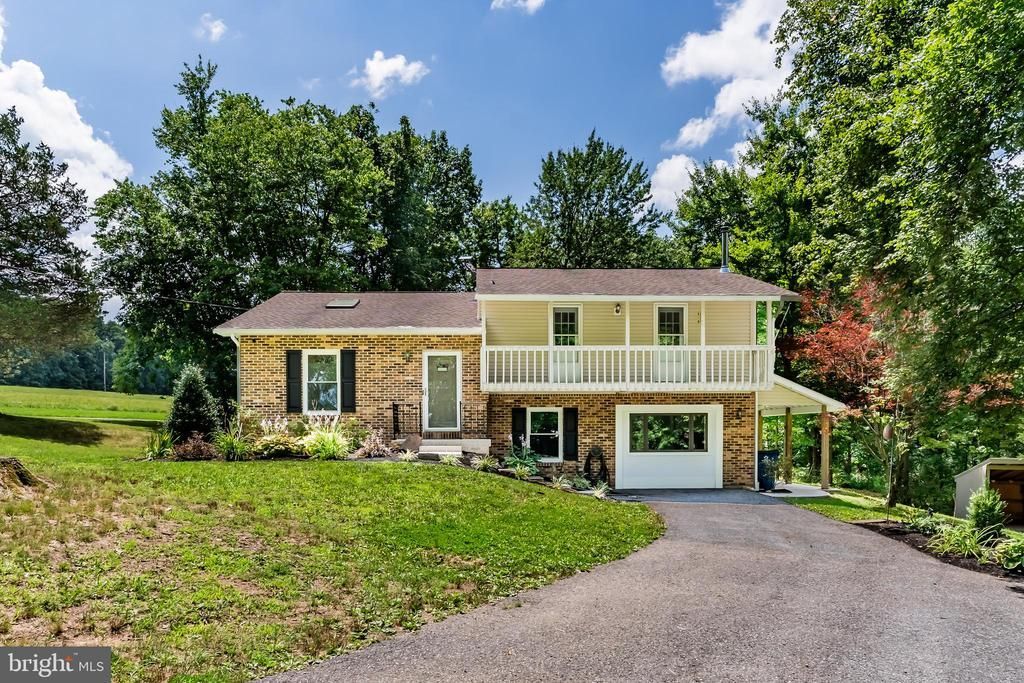 360 KRALLTOWN ROAD, WELLSVILLE, PA 17365