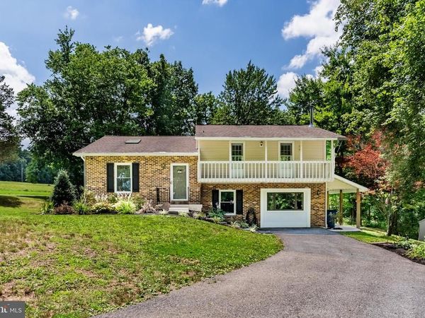 360 KRALLTOWN ROAD, WELLSVILLE, PA 17365