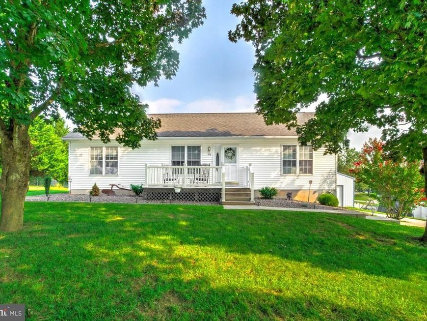 93 Kennick Drive, Windsor, PA 17366 Main Photo
