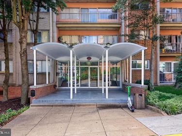 5801 QUANTRELL AVENUE, Unit 206, ALEXANDRIA, VA 22312