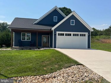 1054 BARROW HILLS DRIVE, HUDDLESTON, VA 24104