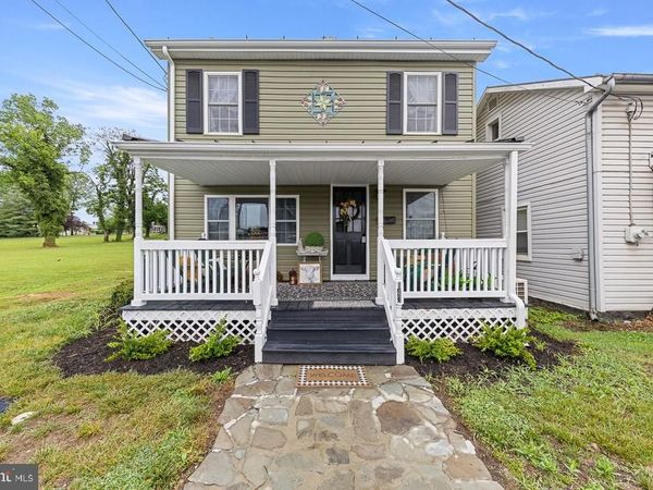 143 N WATER STREET, WOODSTOCK, VA 22664