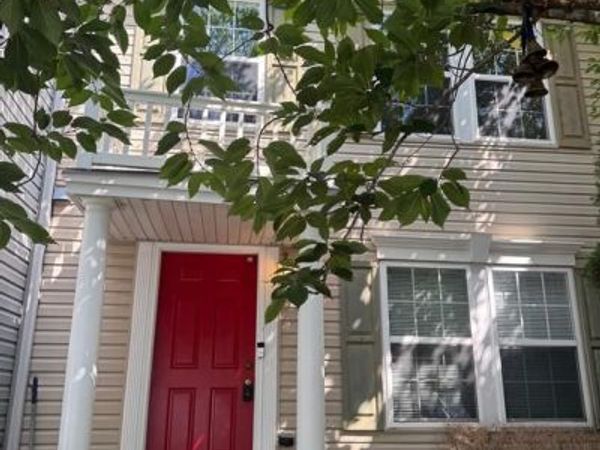 34 GRINDSTONE DRIVE , HEDGESVILLE, WV 25427