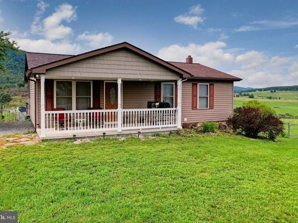 171 TWIN OAKS DR, MAYSVILLE, WV 26833