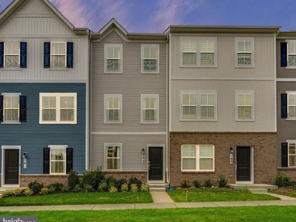 429 SILVER BIRCH DRIVE, Unit HS 229, RANSON, WV 25438