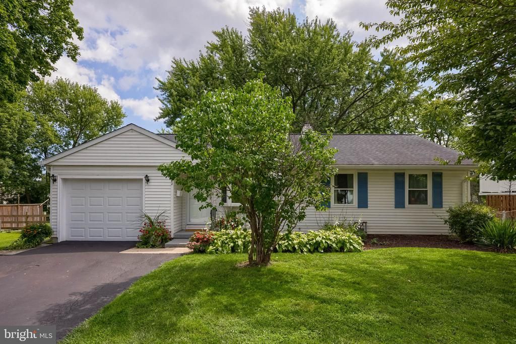 422 CHESTERFIELD DRIVE, DOWNINGTOWN, PA 19335