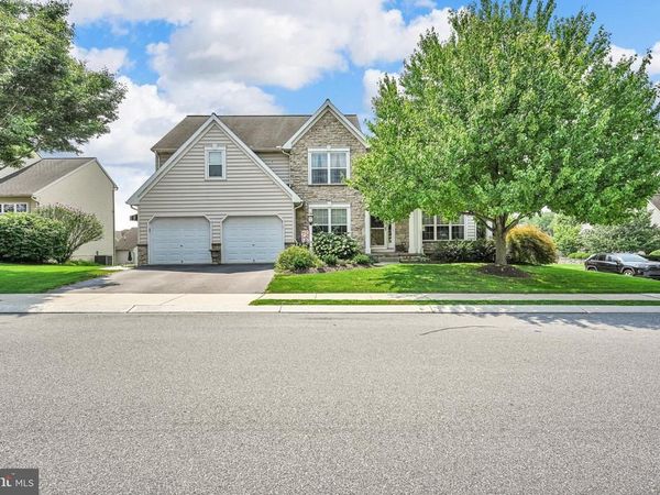 301 HOLLOW VW , MANHEIM, PA 17545