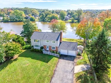 6412 LANCASTER, WARRENTON, VA 20187