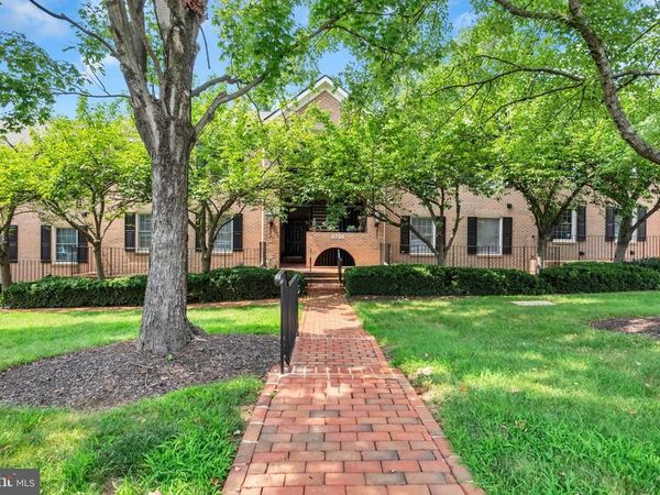 5702 BREWER HOUSE CIRCLE, Unit T-2-12, ROCKVILLE, MD 20852