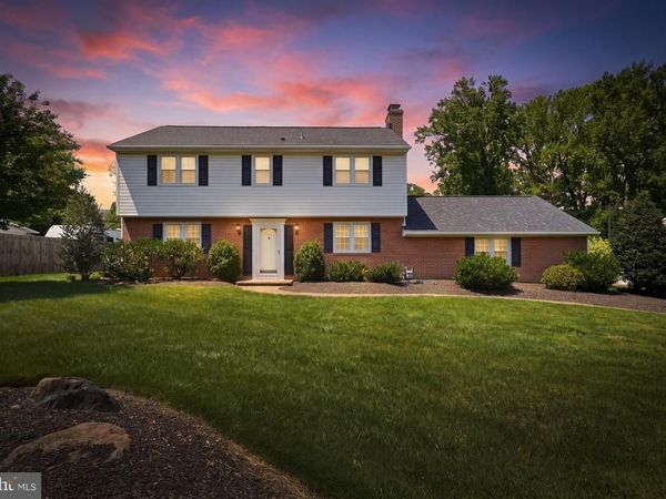 2011 FOULK ROAD, WILMINGTON, DE 19810