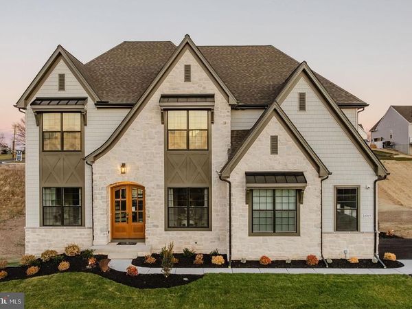 1849 ENCLAVE DRIVE , QUAKERTOWN, PA 18951