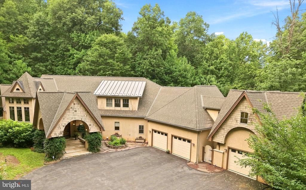 1741 HILLTOP ROAD , SPRING CITY, PA 19475