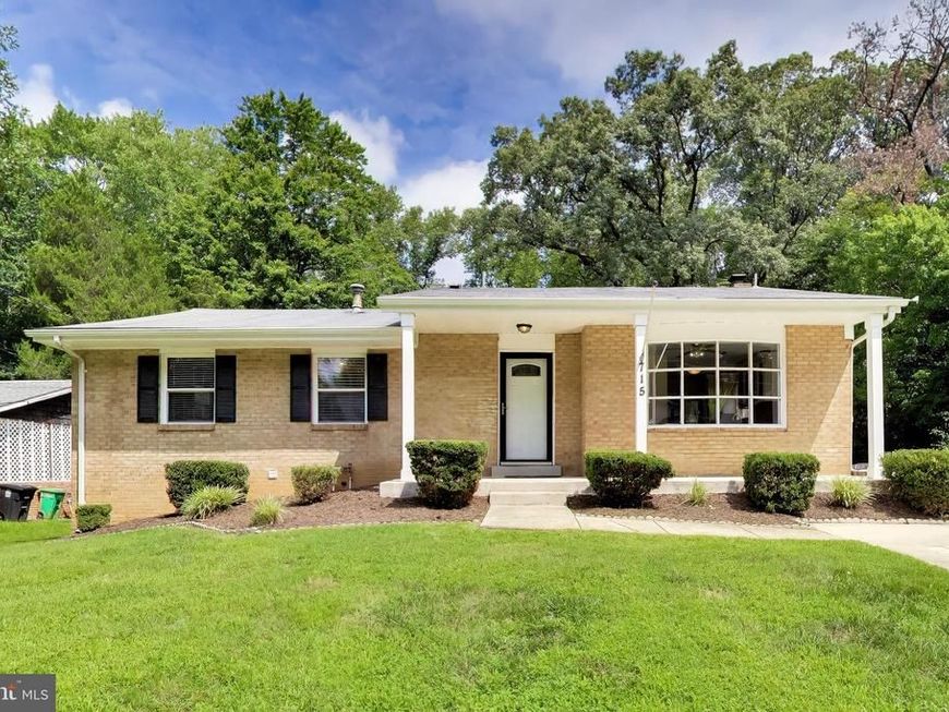 715 Calvert Lane, Fort Washington, MD 20744 Main Photo