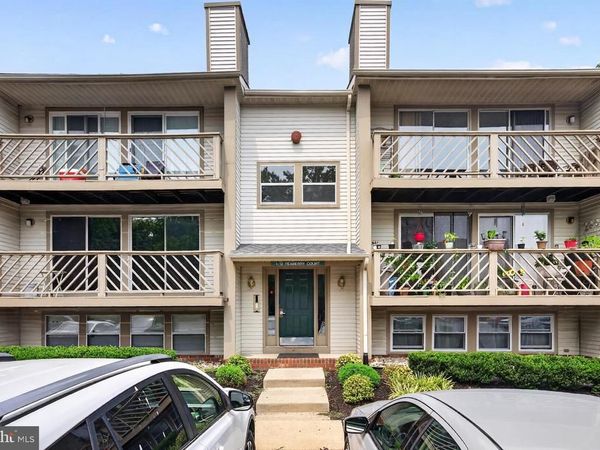 10 TEABERRY COURT, MARLTON, NJ 08053