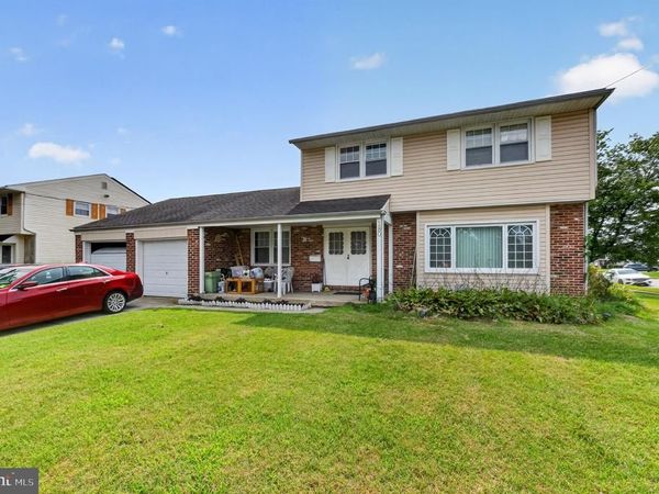 180 SWEDESBORO AVENUE, GIBBSTOWN, NJ 08027