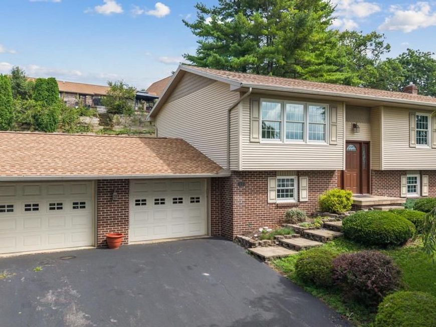 1255 Fairview Drive , Bellefonte, PA 16823 Main Photo