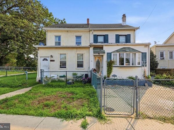 219 IRVING STREET, MARCUS HOOK, PA 19061