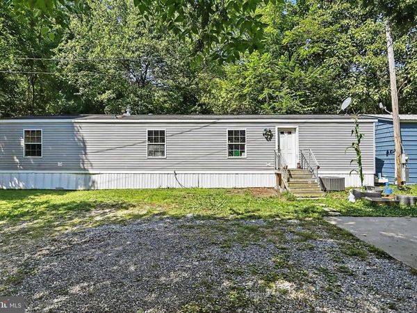 6556 KREIDLER ROAD, YORK, PA 17403