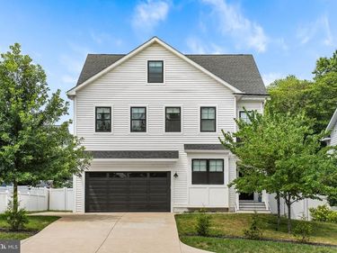 8006 FORT HUNT ROAD, ALEXANDRIA, VA 22308