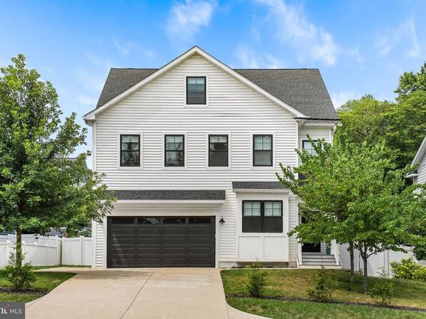 8006 FORT HUNT ROAD, ALEXANDRIA, VA 22308