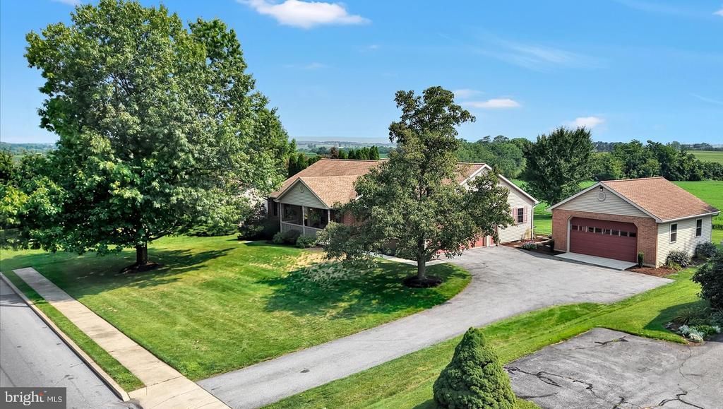 306 CHESTNUT STREET, RICHLAND, PA 17087