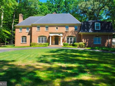 9563 EDMONSTON DRIVE, GREAT FALLS, VA 22066