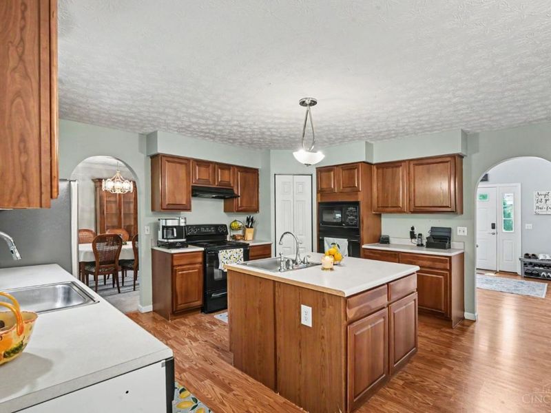 7565 Turnberry Court, Maineville, OH 45039 Photo 10