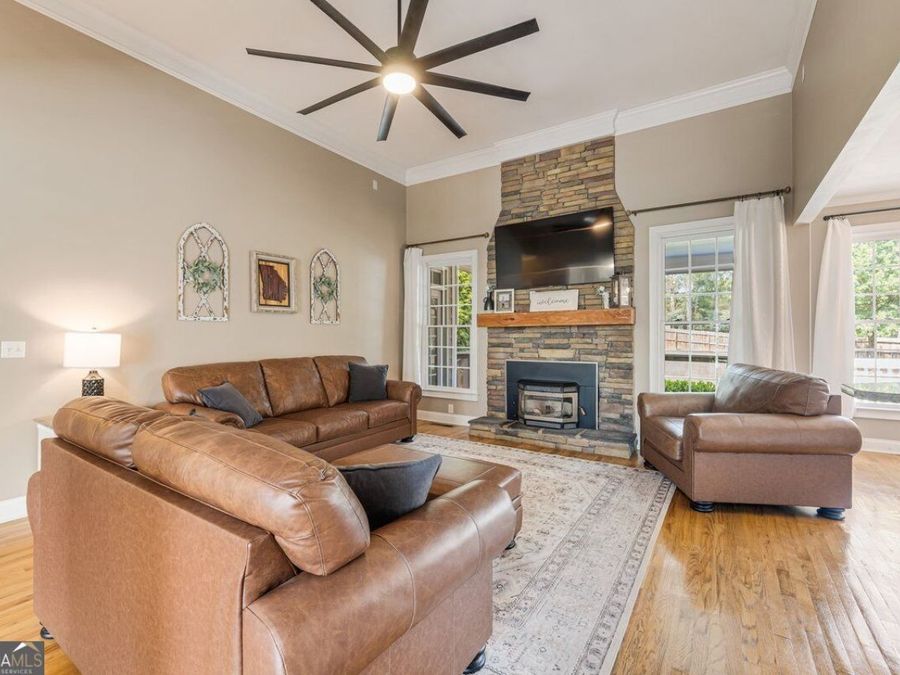 Property Image 11